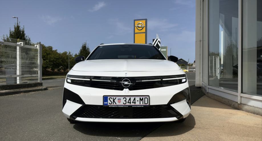 Opel Astra Sports Tourer GS 1,5 D automatik "DEMO VOZILO", fotografija 2