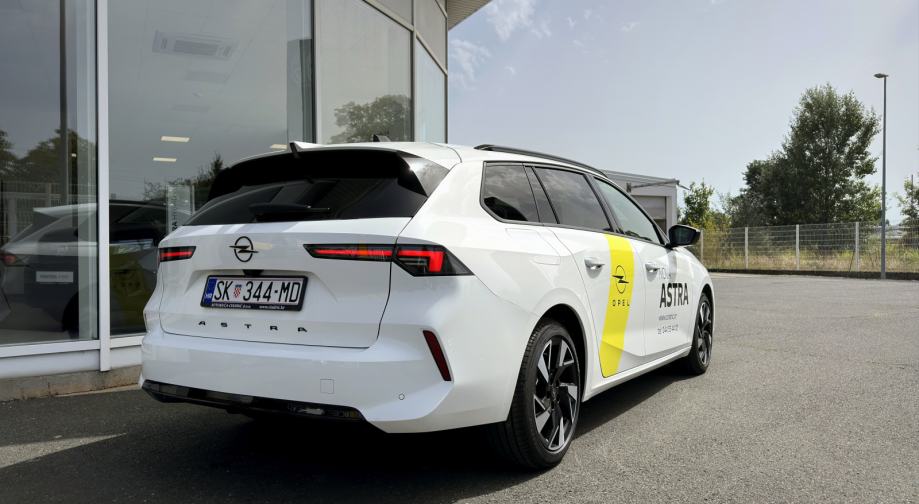 Opel Astra Sports Tourer GS 1,5 D automatik "DEMO VOZILO", fotografija 5