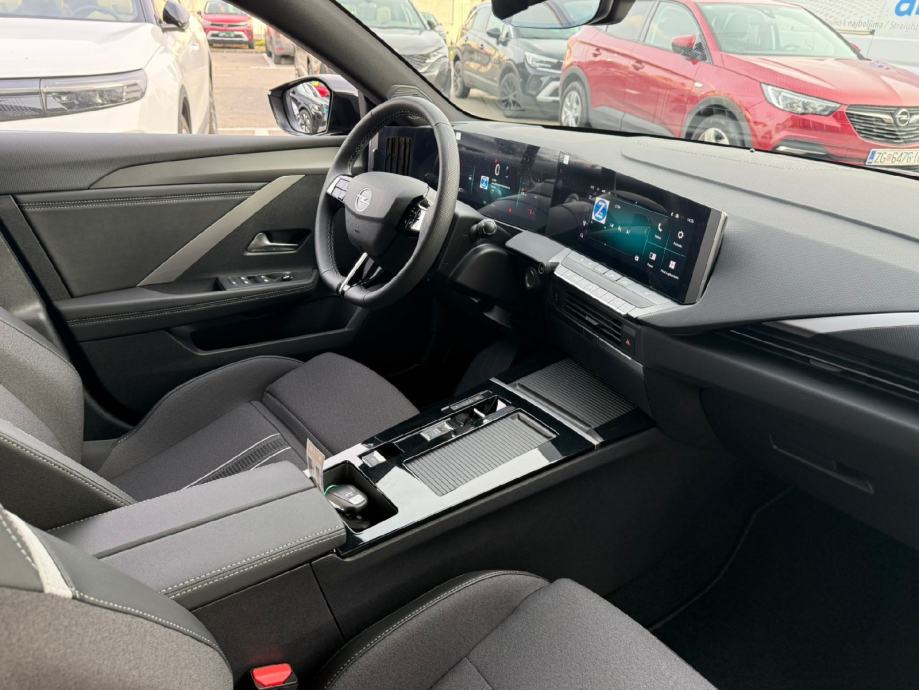 Opel Astra ST GS Line 1.2 Turbo Aut. 96Kw - 8 godina garancije!, fotografija 17