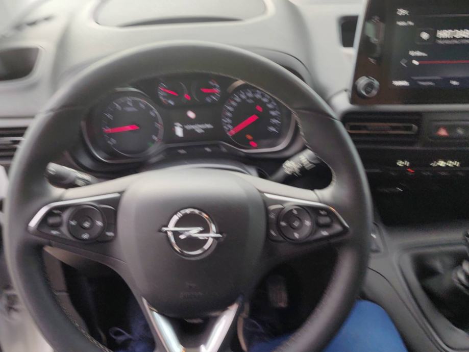 OPEL COMBO 1.5 BlueHDi 130 KS INNOVATION 7 SJEDALA *VOZILO S JAMSTVOM*, fotografija 15