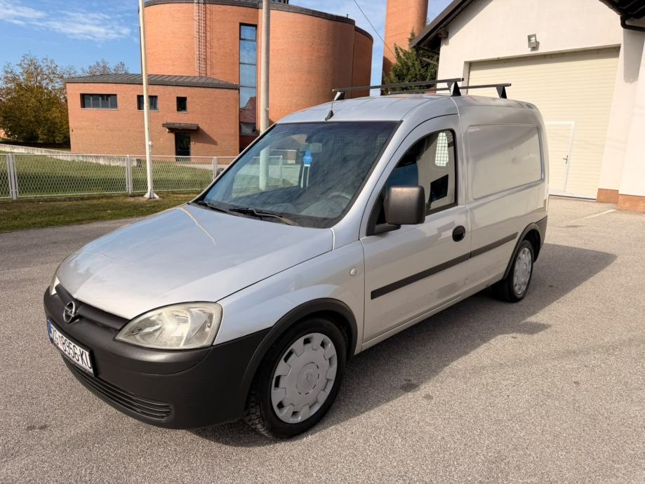 Opel Combo 1,7 CDTI KLIMA AUTO ODLICAN, fotografija 4