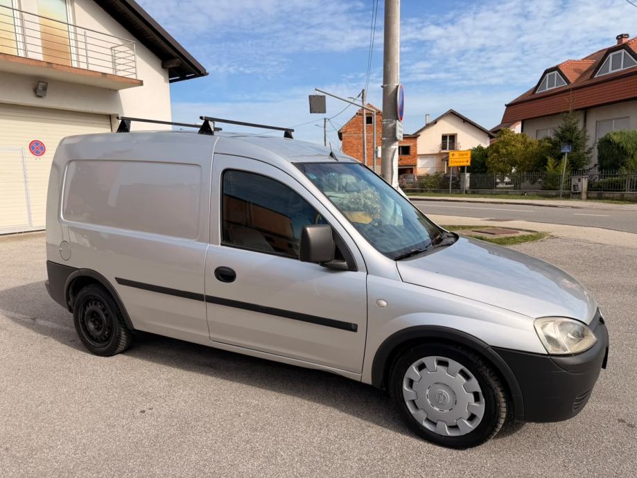 Opel Combo 1,7 CDTI KLIMA AUTO ODLICAN, fotografija 12