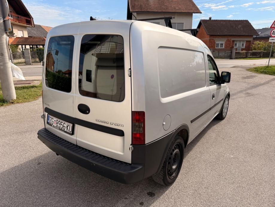 Opel Combo 1,7 CDTI KLIMA AUTO ODLICAN, fotografija 13