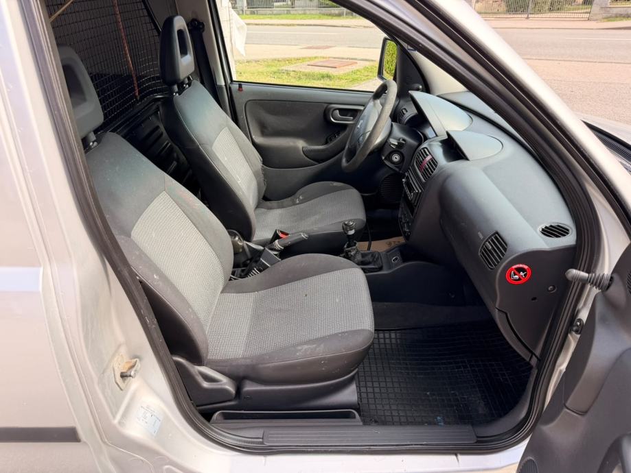 Opel Combo 1,7 CDTI KLIMA AUTO ODLICAN, fotografija 18