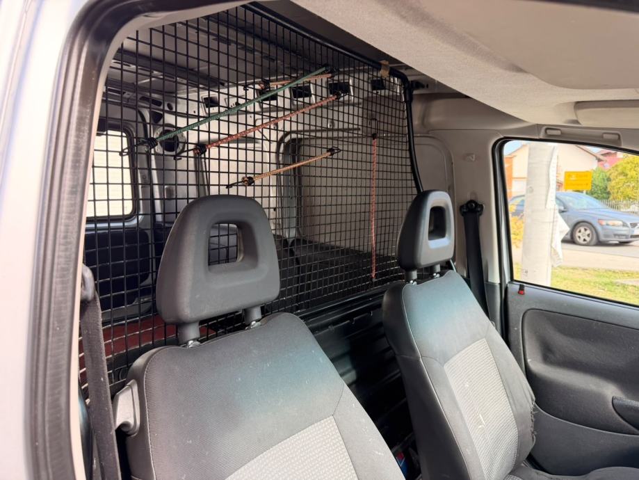 Opel Combo 1,7 CDTI KLIMA AUTO ODLICAN, fotografija 20
