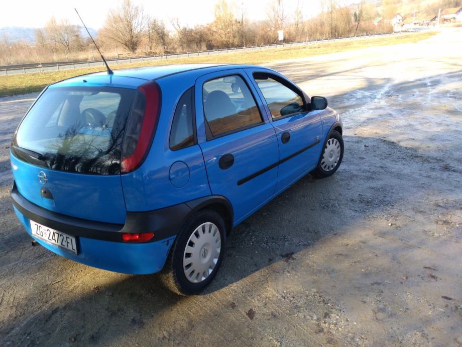Opel corsa 2003