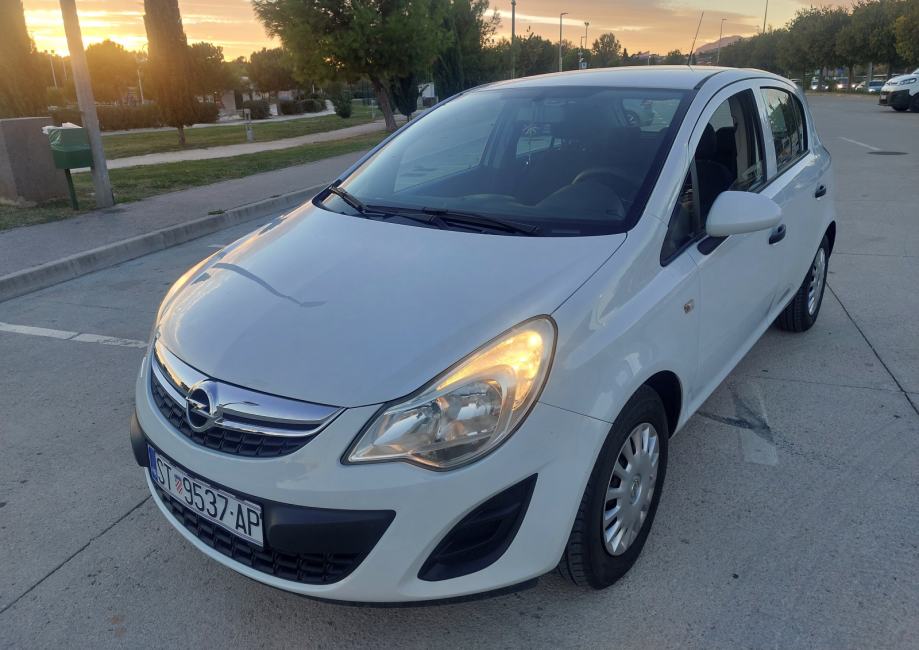 Opel Corsa 1,0 12V, fotografija 20