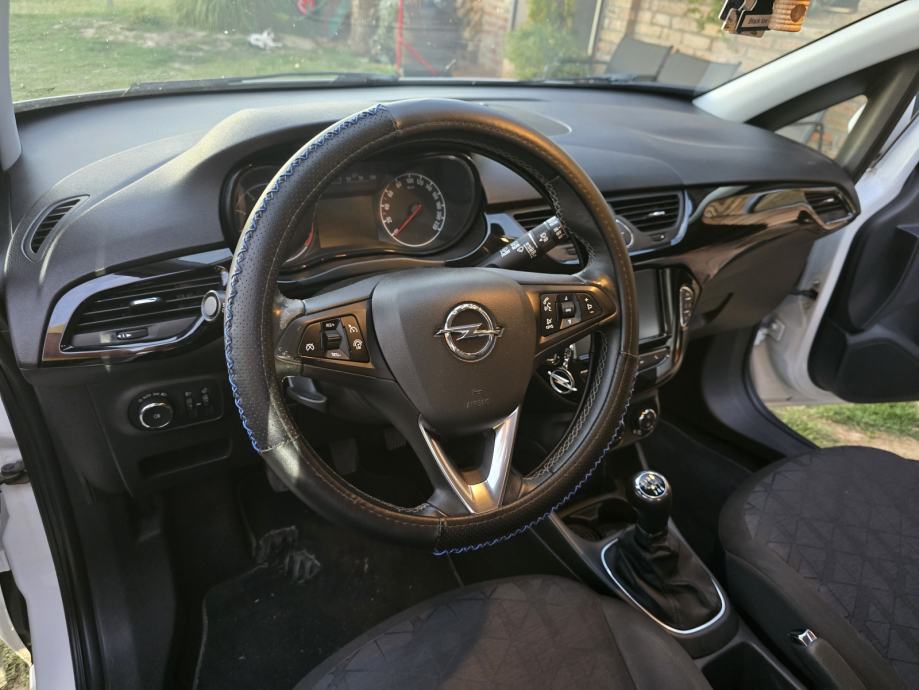 Opel Corsa 1,0 Turbo, fotografija 8