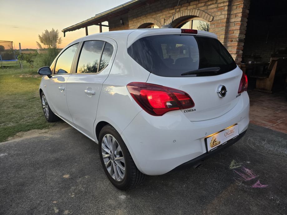 Opel Corsa 1,0 Turbo, fotografija 3