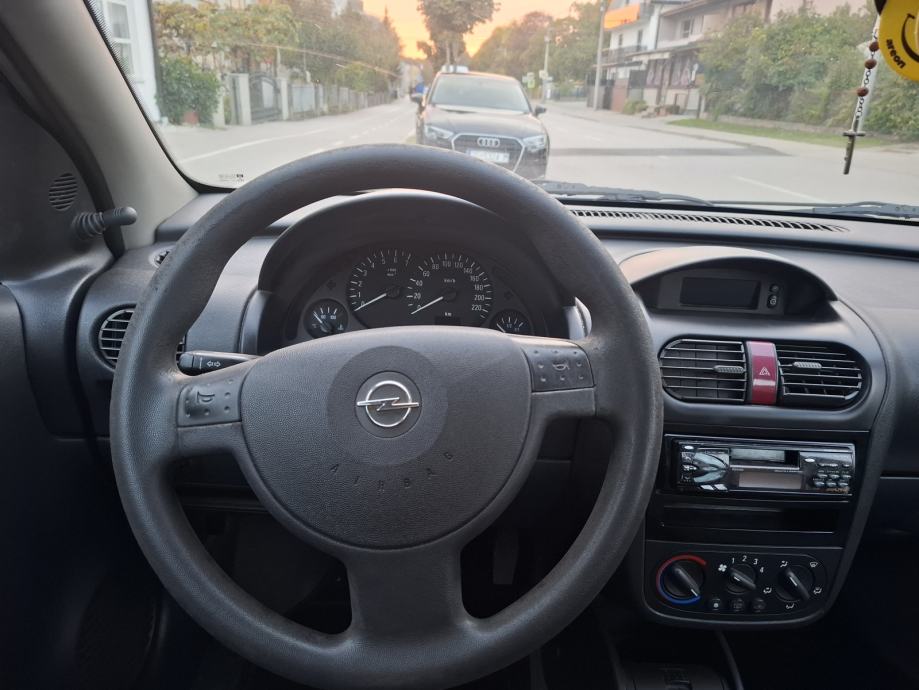 Opel Corsa 1.2 i, 16 v, SAMO 110000 KM, SERVISNA !, fotografija 8