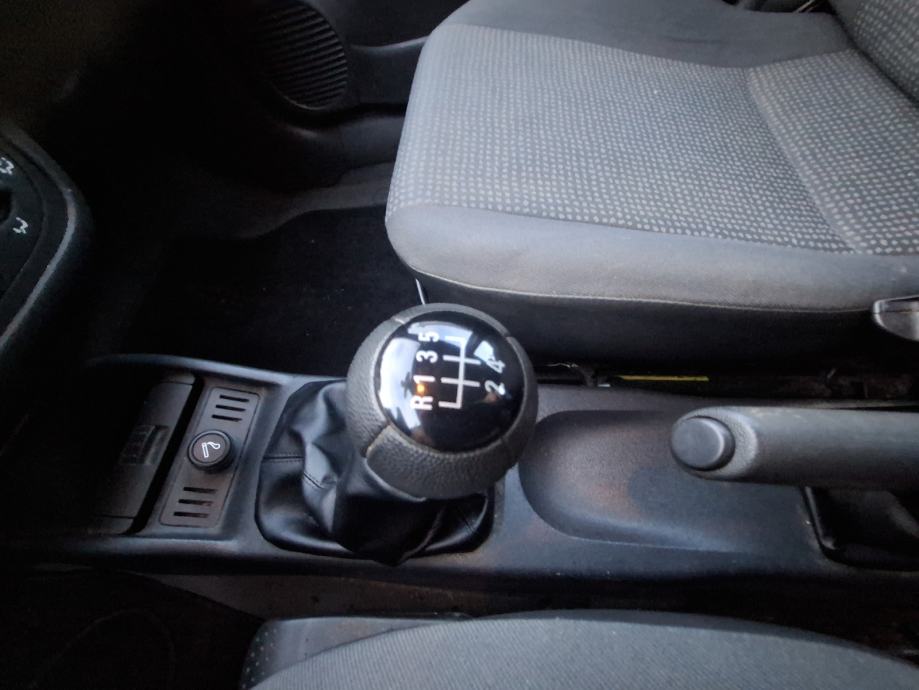 Opel Corsa 1.2 i, 16 v, SAMO 110000 KM, SERVISNA !, fotografija 11