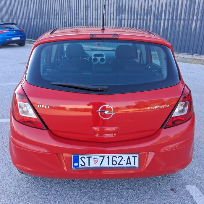 Opel Corsa 1,2 16V - 1.VL. - SAMO 81.000km - KAO NOVA -REG. DO 7/2027g, fotografija 4