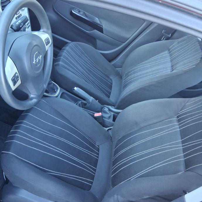 Opel Corsa 1,2 16V - 1.VL. - SAMO 81.000km - KAO NOVA -REG. DO 7/2027g, fotografija 14
