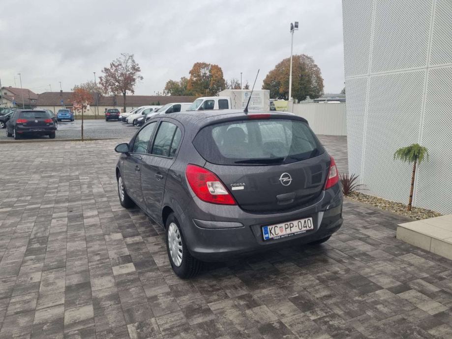 Opel Corsa 1,2 16V *162 TKM - KLIMA - 5 VRATA*, fotografija 3
