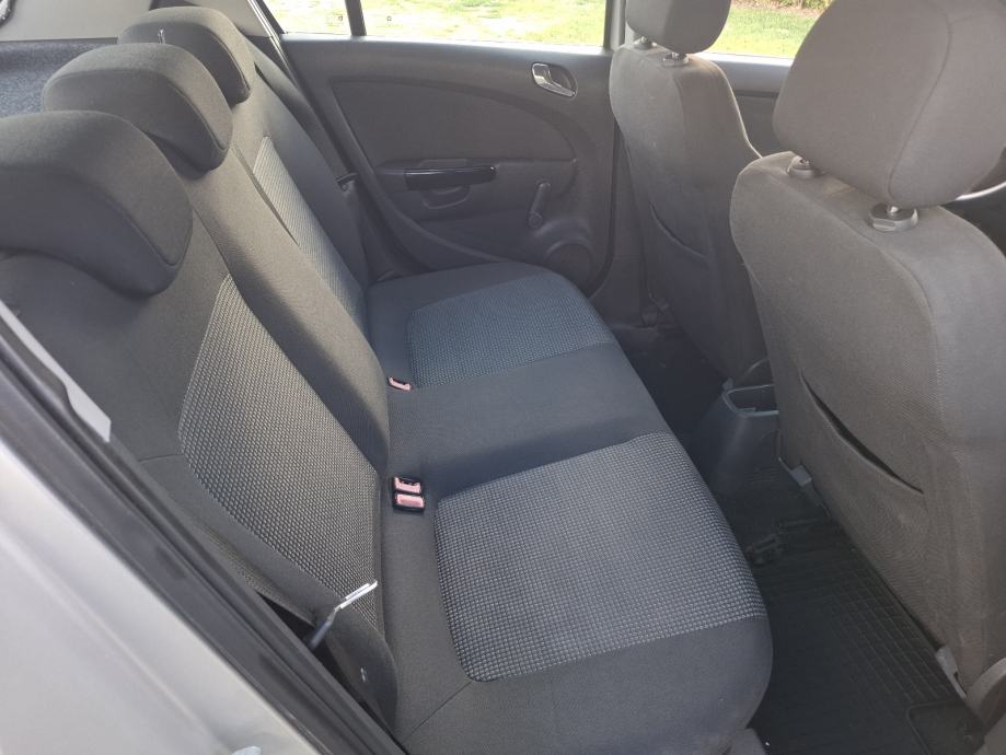 Opel Corsa 1,2 i 16V od 1vlasnika, fotografija 10