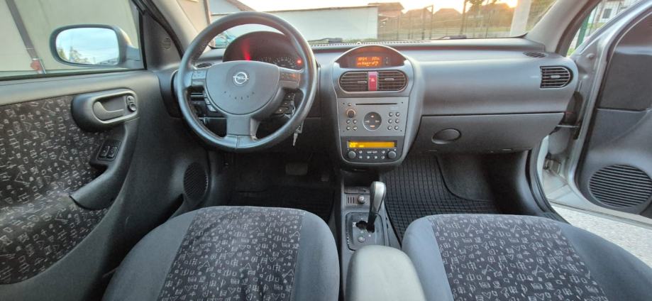 OPEL CORSA 1.2 16V AUTOMATIK – 180.000 km, fotografija 15