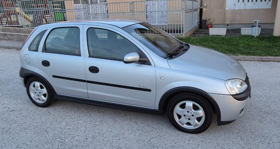 OPEL CORSA 1.2 16V AUTOMATIK – 180.000 km, fotografija 2