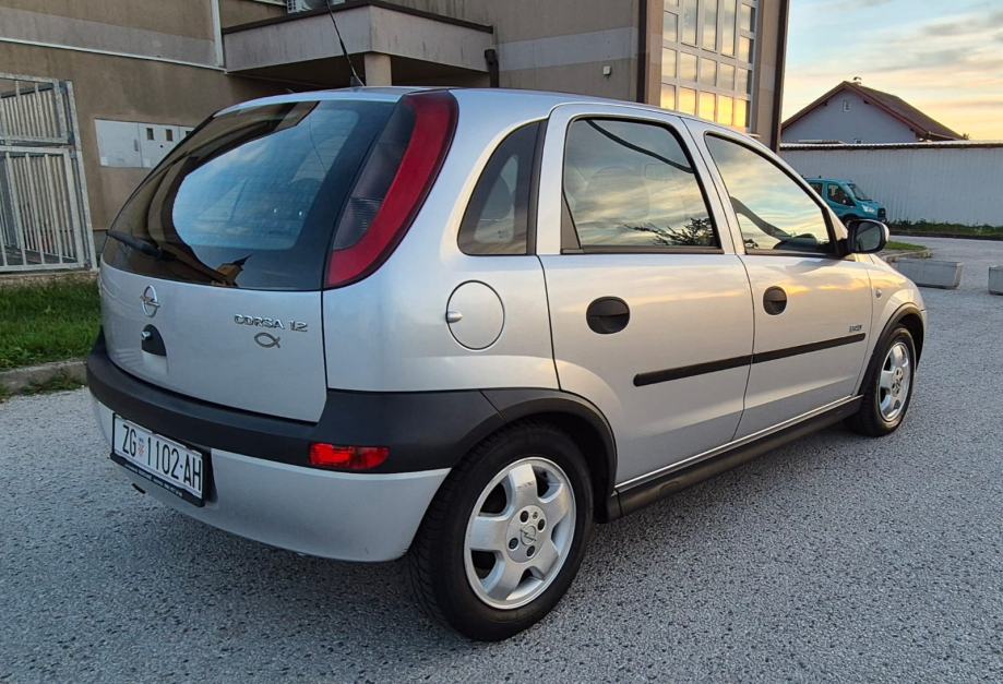 OPEL CORSA 1.2 16V AUTOMATIK – 180.000 km, fotografija 10