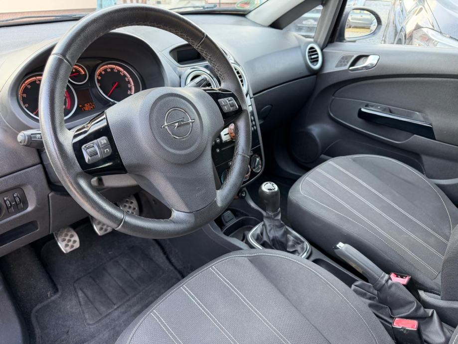 Opel Corsa 1,2 16V Color Edition 2012 godina Reg godina dana, fotografija 15