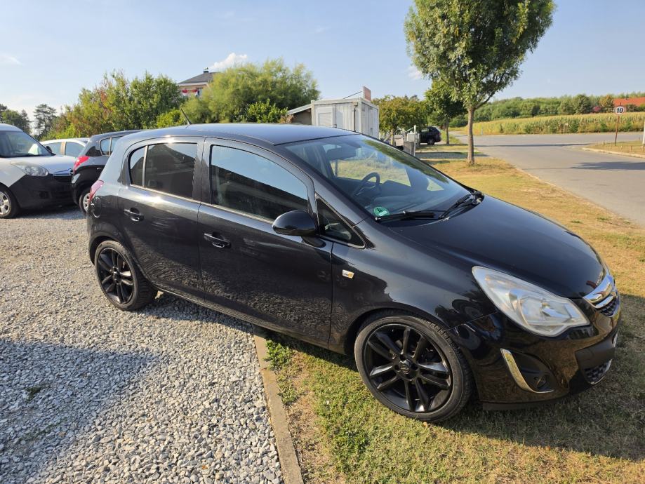 Opel Corsa 1,2 16V Color Edition 2012 godina Reg godina dana, fotografija 8