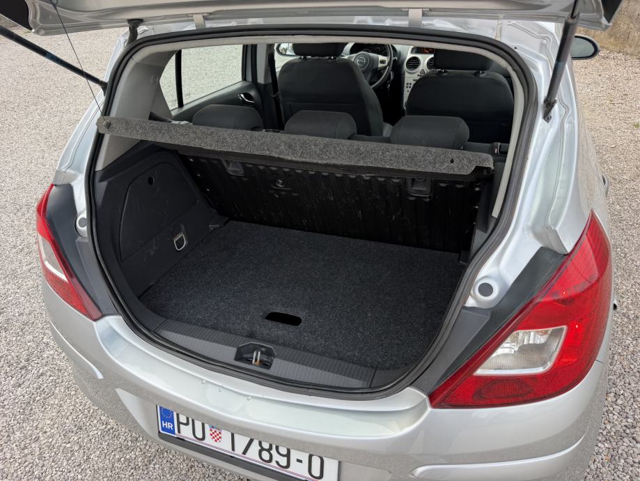 Opel Corsa 1,2 16V 1. VLASNIK - KLIMA - ALU FELGE - SUPER STANJE, fotografija 8