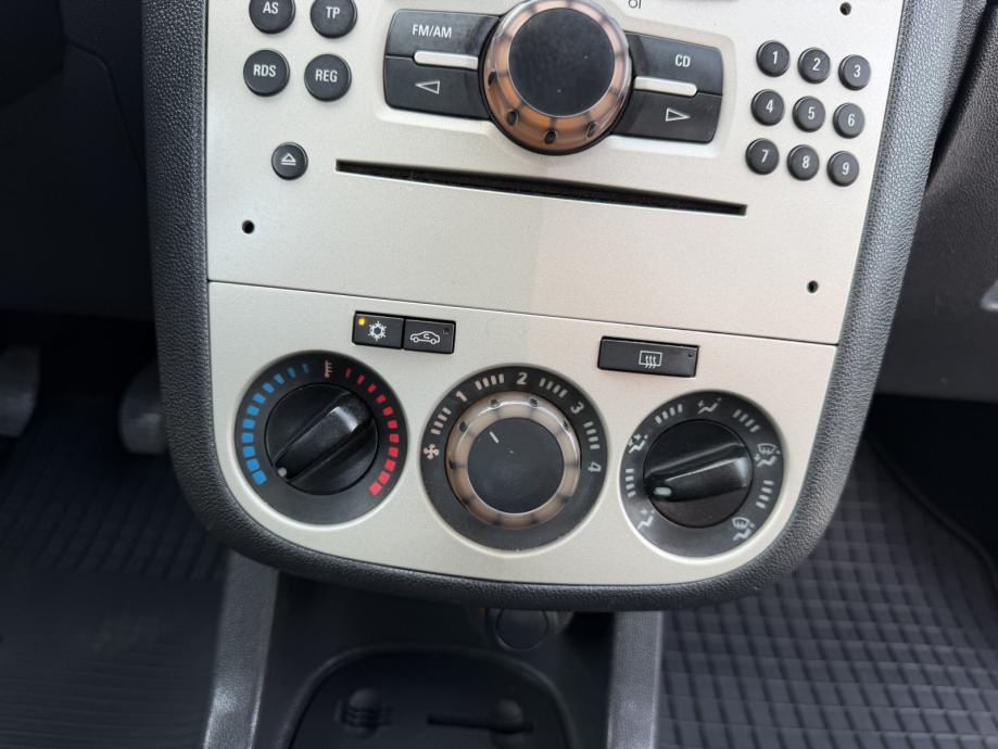 Opel Corsa 1,2 16V 1. VLASNIK - KLIMA - ALU FELGE - SUPER STANJE, fotografija 10