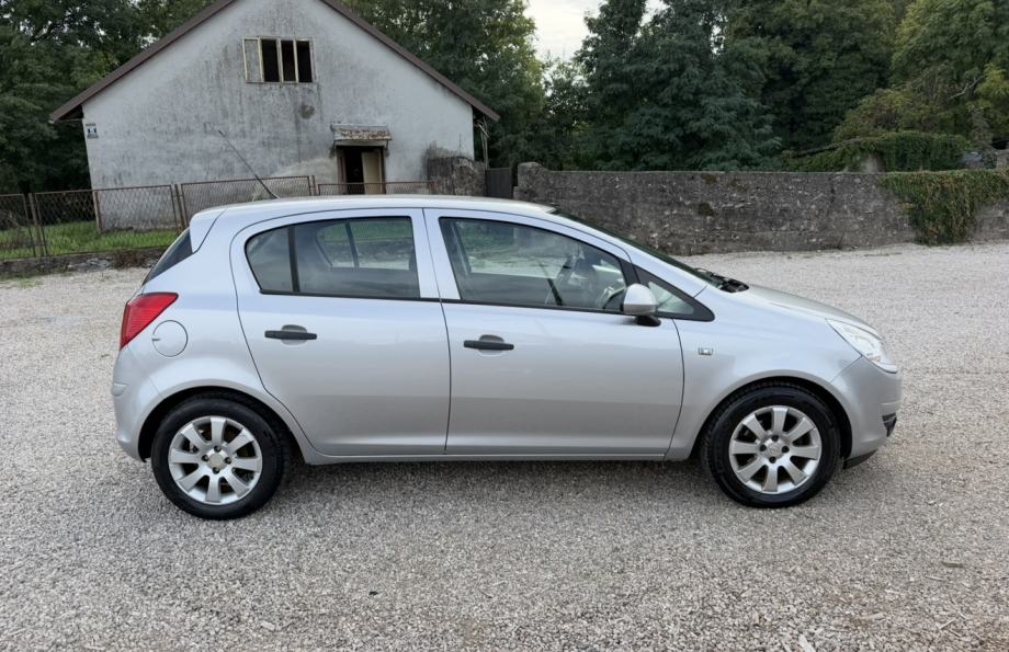 Opel Corsa 1,2 16V 1. VLASNIK - KLIMA - ALU FELGE - SUPER STANJE, fotografija 4