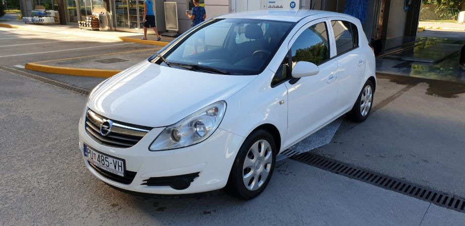 Opel Corsa 1,2 16V....PLIN LPG/REG DO 06.2020/