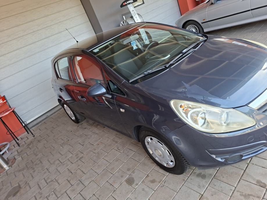 Opel Corsa 1,2 16V REGISTRIRAN 6/27, fotografija 4