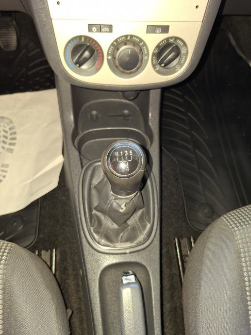 Opel Corsa 1,2 16V REGISTRIRAN 6/27, fotografija 12