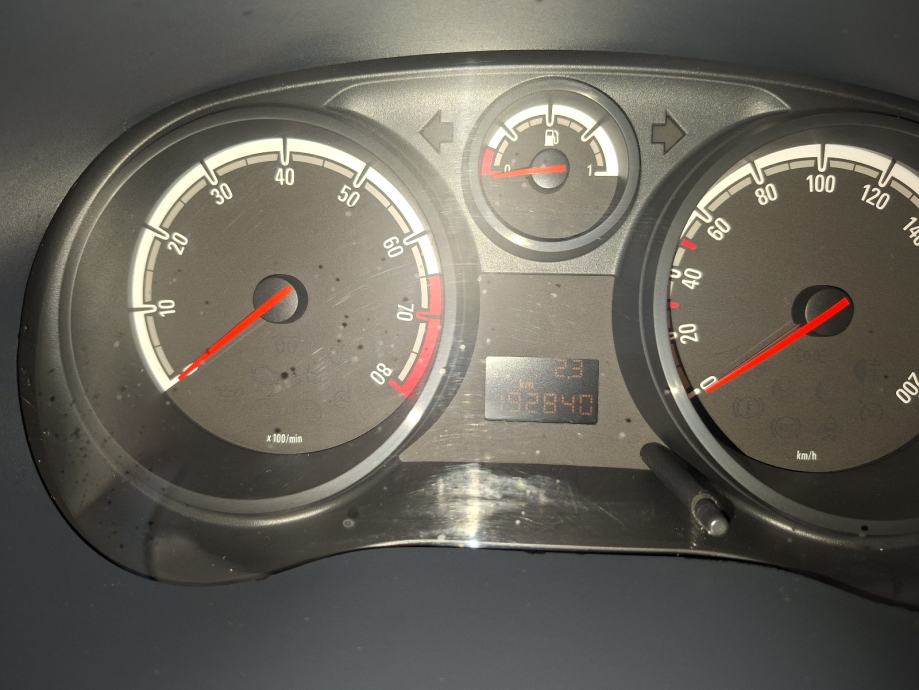 Opel Corsa 1,2 16V REGISTRIRAN 6/27, fotografija 9