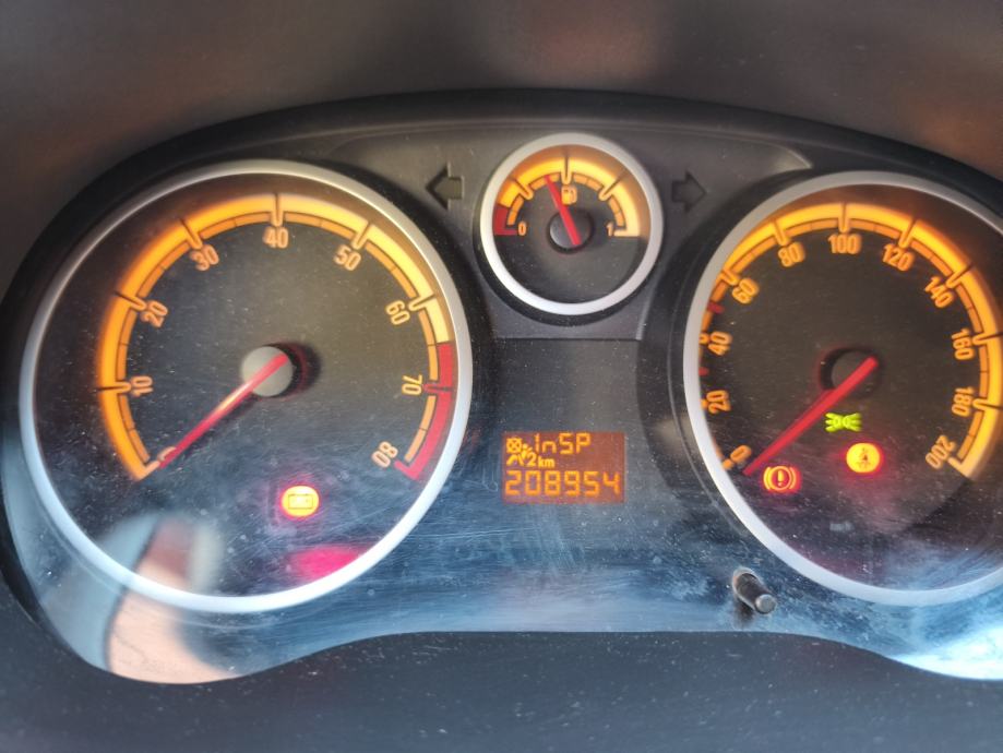 Opel Corsa 1,2 16V, pogled izvana - slika 5
