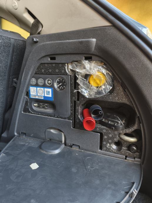 Opel Corsa 1,2 16V, fotografija 7