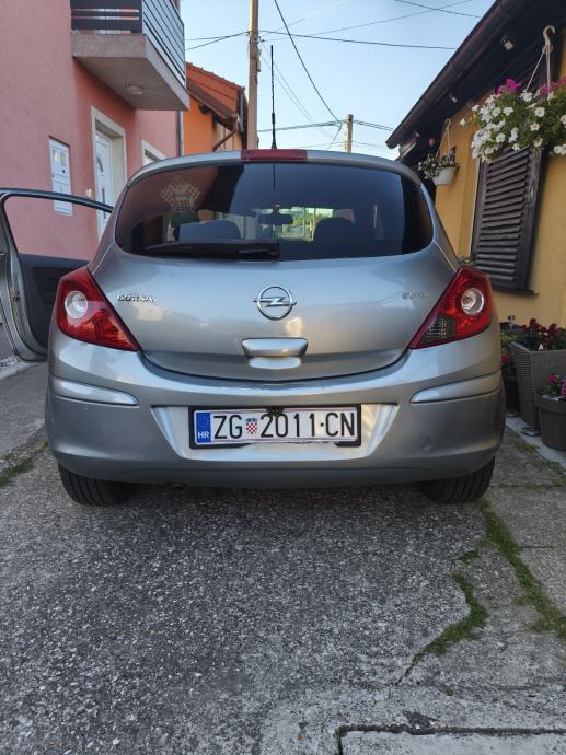 Opel Corsa 1,2 16V, fotografija 10
