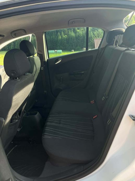 Opel Corsa 1,2 16V, fotografija 4