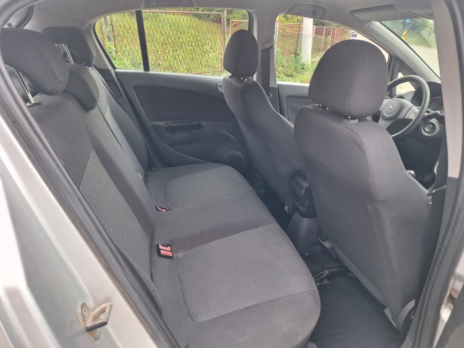 Opel Corsa 1,2 16V, fotografija 9