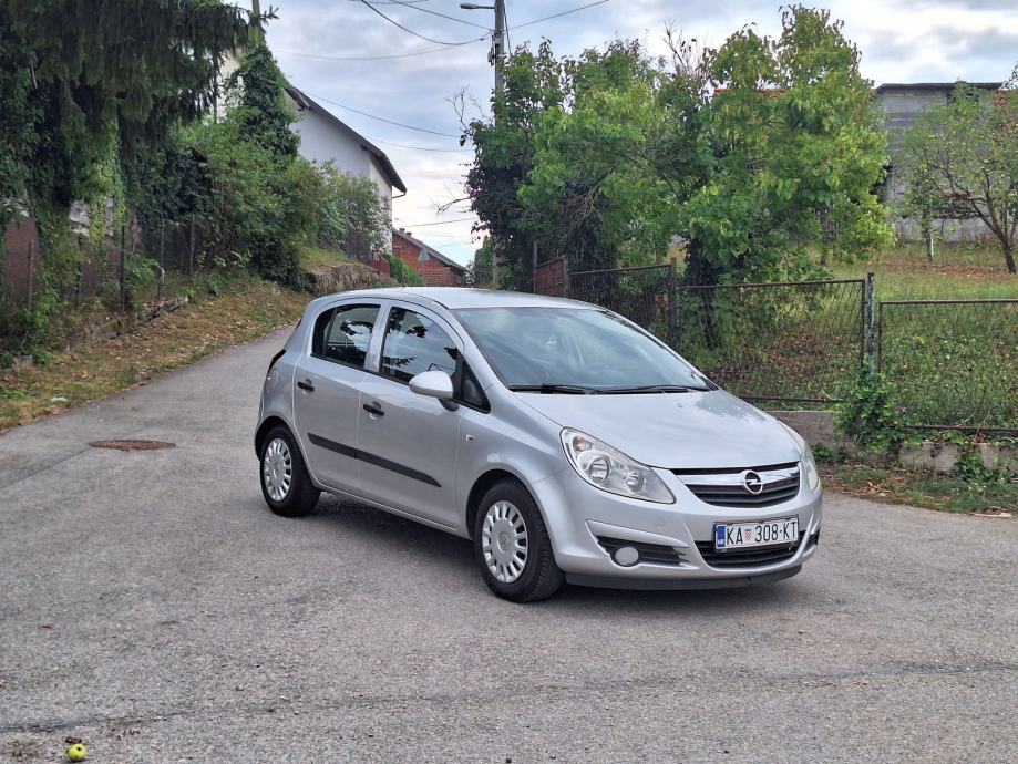 Opel Corsa 1,2 16V, fotografija 3