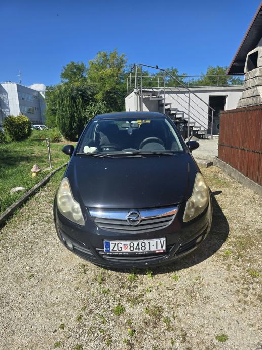 Opel Corsa 1,2 16V, fotografija 2
