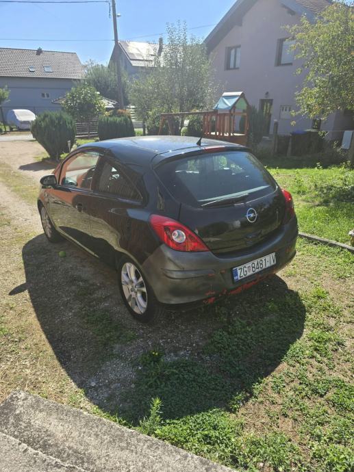 Opel Corsa 1,2 16V, fotografija 3