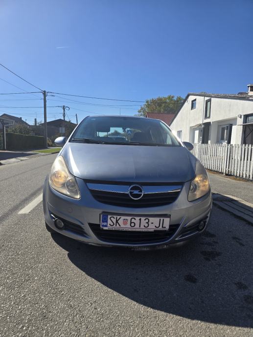 Opel Corsa 1,2 16V, fotografija 3
