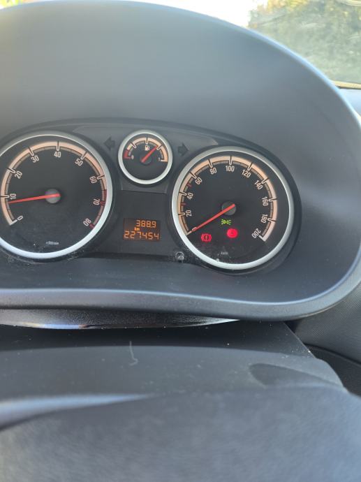 Opel Corsa 1,2 16V, fotografija 7