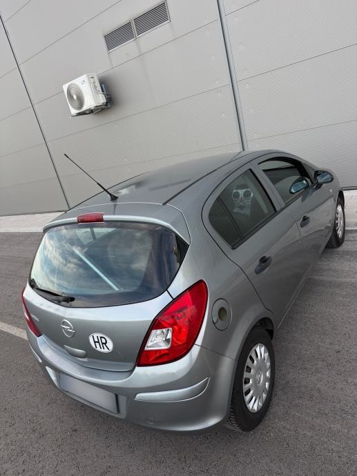 OPEL CORSA 1.2 *COSMO* *HR VOZILO* *REDIZAJN* *REG 03/27*, fotografija 8