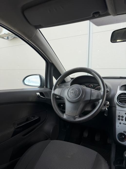 OPEL CORSA 1.2 *COSMO* *HR VOZILO* *REDIZAJN* *REG 03/27*, fotografija 13