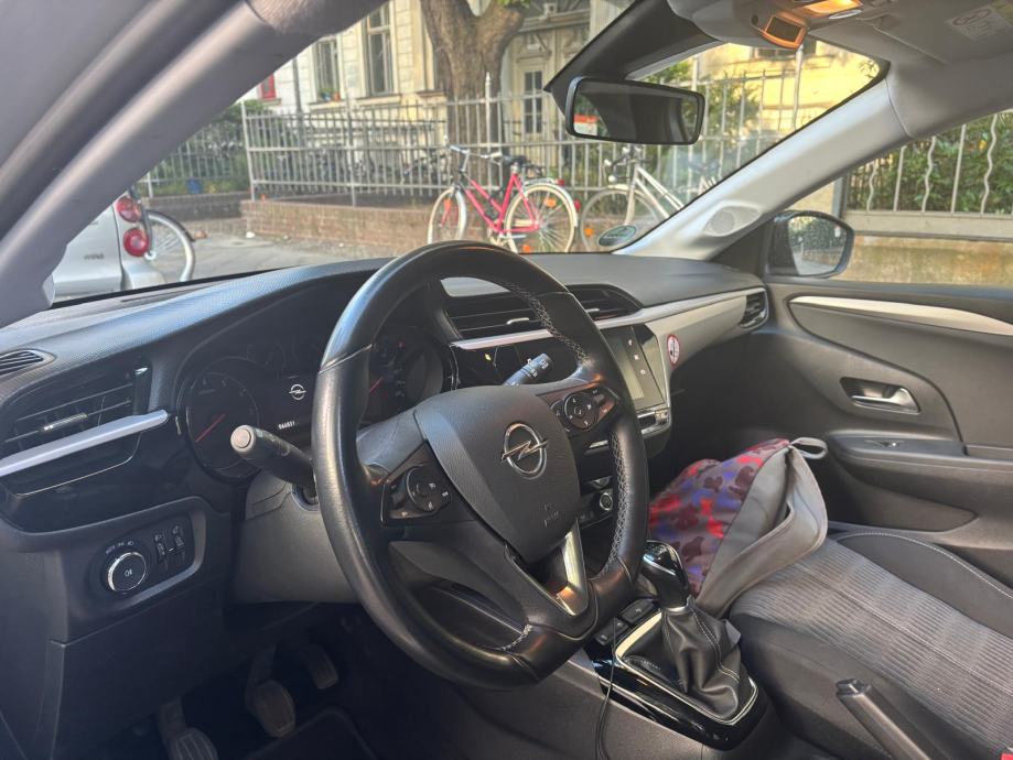 Opel Corsa 1,2, fotografija 4