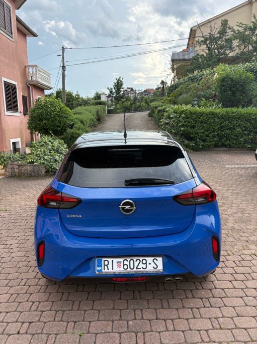 Opel Corsa 1,2 Turbo automatik, fotografija 3