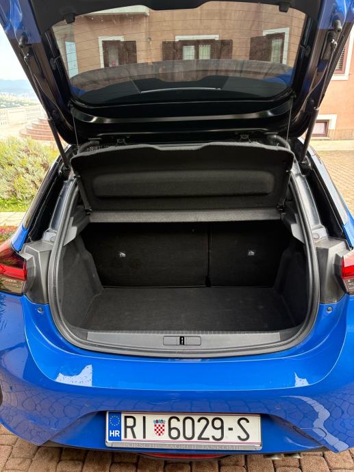 Opel Corsa 1,2 Turbo automatik, fotografija 10