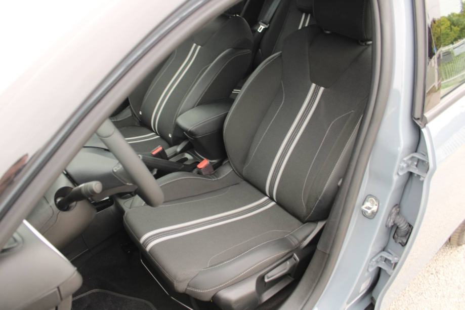 Opel Corsa 1.2 Turbo GS *LED, NAVIGACIJA, KAMERA*, fotografija 10