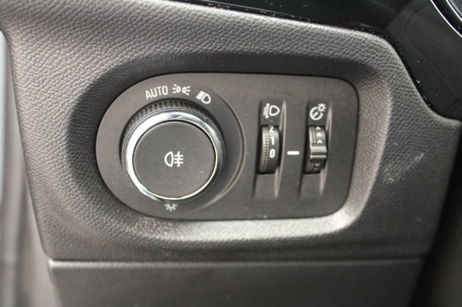 Opel Corsa 1.2 Turbo GS *LED, NAVIGACIJA, KAMERA*, fotografija 15