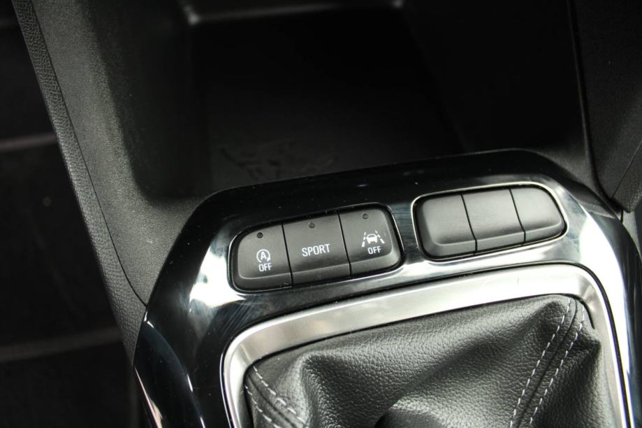 Opel Corsa 1.2 Turbo GS *LED, NAVIGACIJA, KAMERA*, fotografija 17