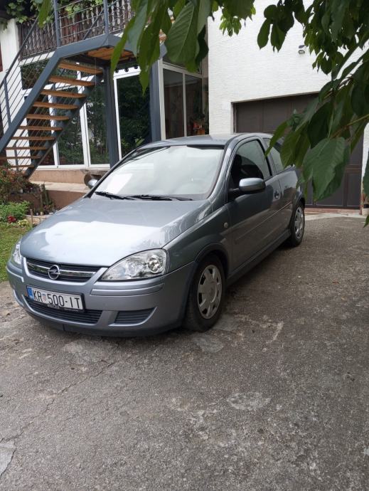 Opel Corsa 1,2 TVIN sport, fotografija 2